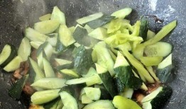 毛瓜怎么做菜吃,家常美味尽在其中