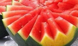 西华苑吃瓜,一场别开生面的吃瓜盛宴