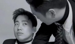 张若昀被叫吃瓜,被网友调侃“吃瓜”成焦点