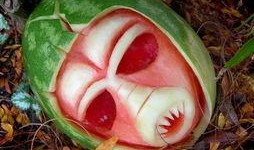 恶魔吃瓜,揭秘黑暗世界的神秘瓜果之谜