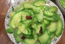 长瓜炒菜吃,家常美味，营养均衡的佳肴分享