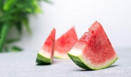 梦见买的瓜和邻居一起吃,邻里情谊的美好寓意