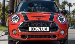 吃瓜群众开豪车,揭秘豪车背后的故事