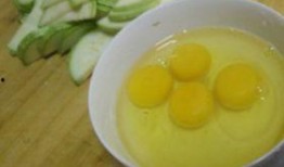 吃葫芦瓜拉稀正常吗,正常现象还是健康警示？