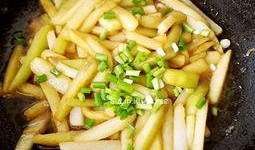 茄子土豆吃瓜,夏日清爽家常菜